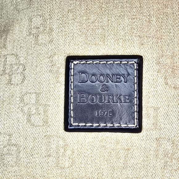 Dooney & Burke Satchel Bag Tan Khaki - Picture 4 of 8